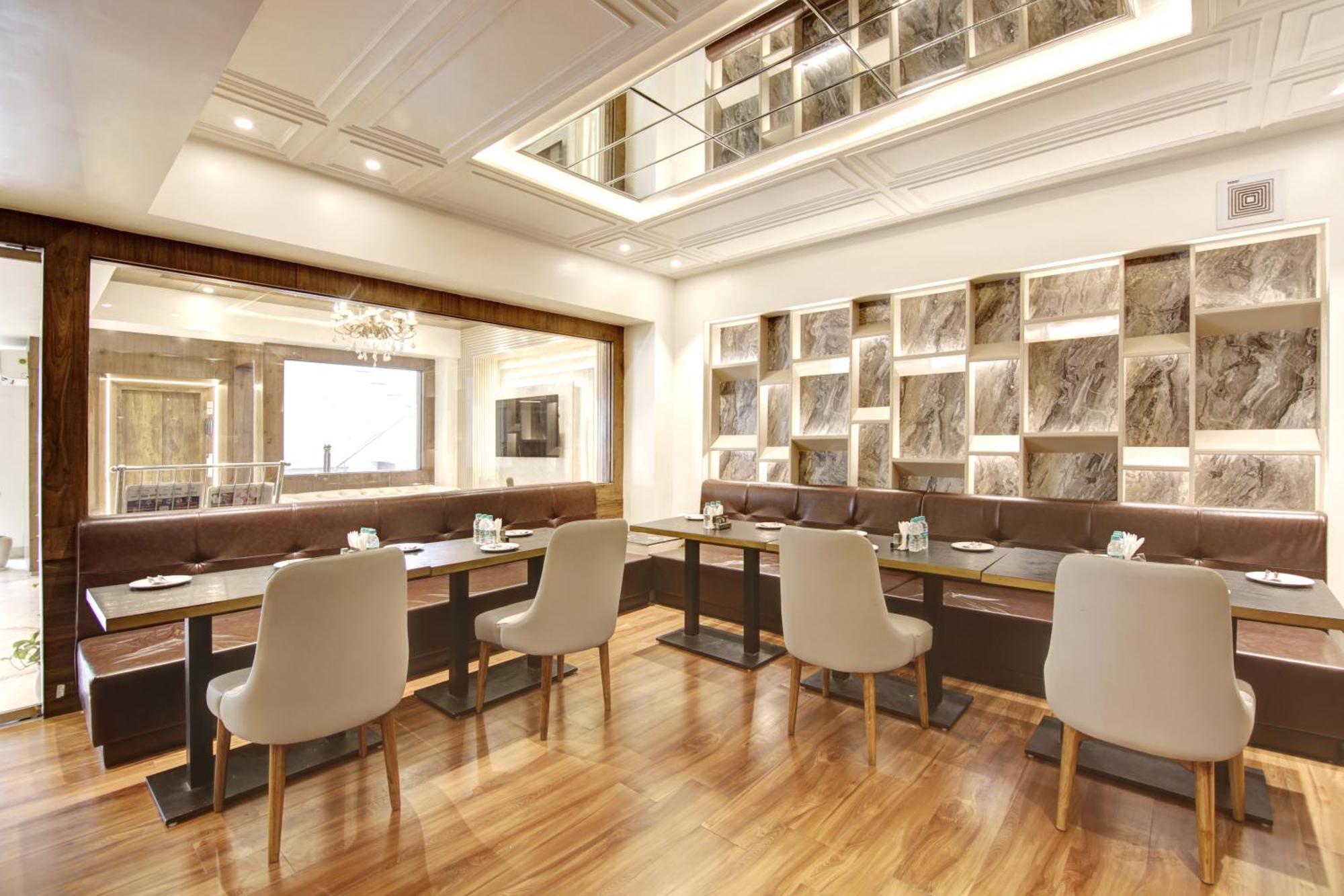 Marks Hotel & Banquet Noida Eksteriør billede