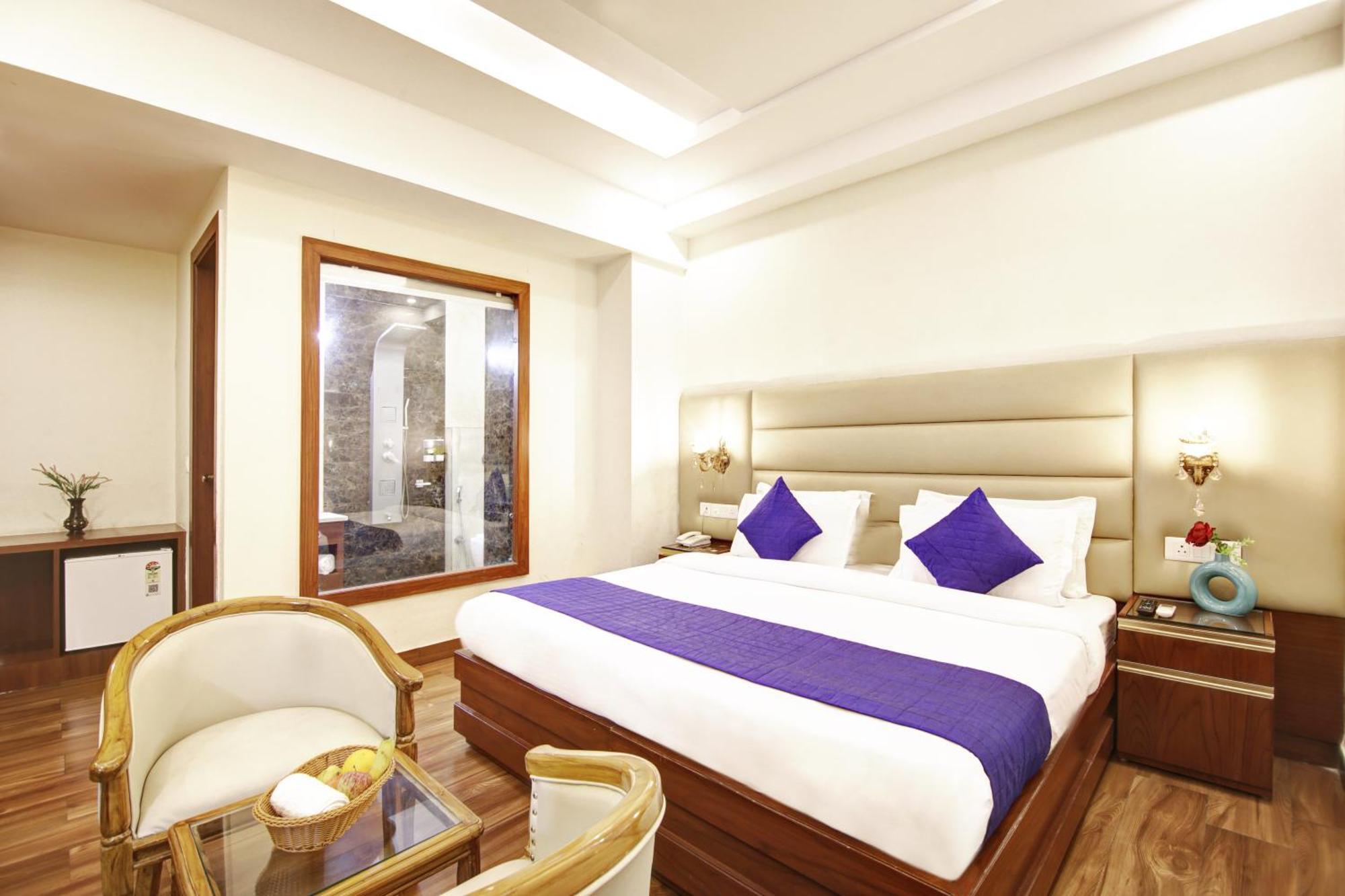 Marks Hotel & Banquet Noida Eksteriør billede