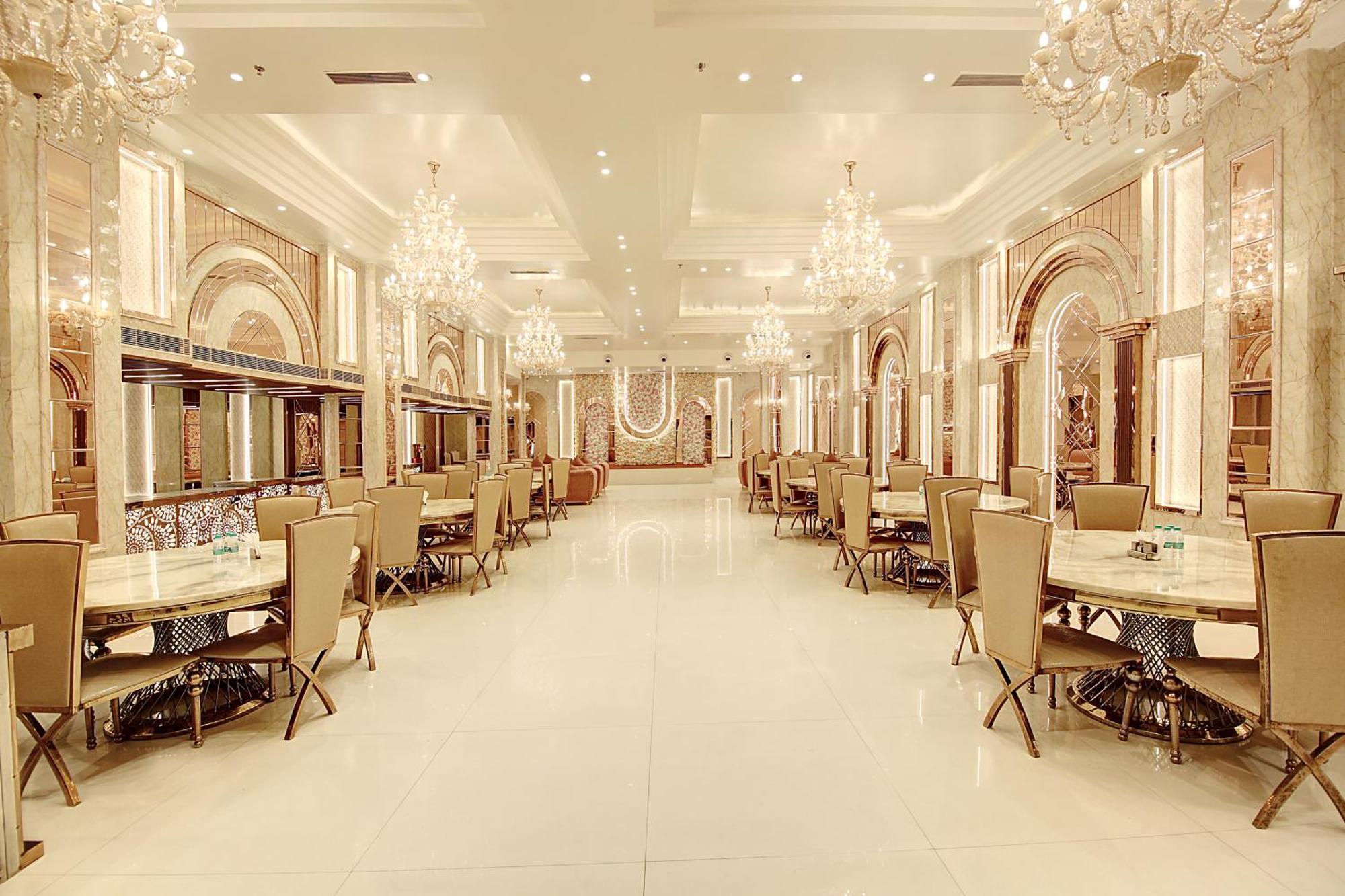 Marks Hotel & Banquet Noida Eksteriør billede